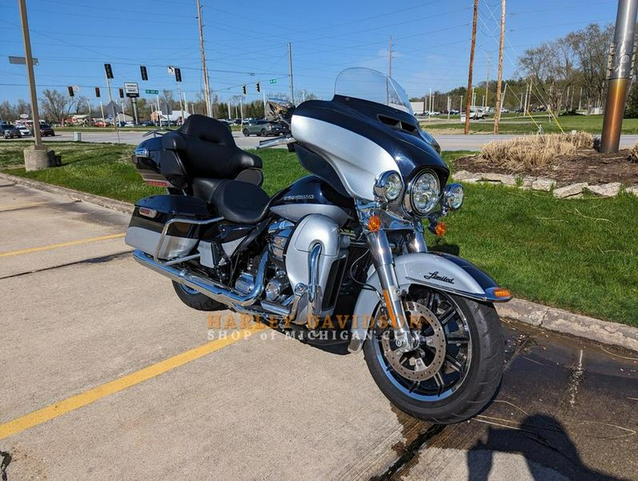 2019 Harley-Davidson® FLHTKL - Ultra Limited Low