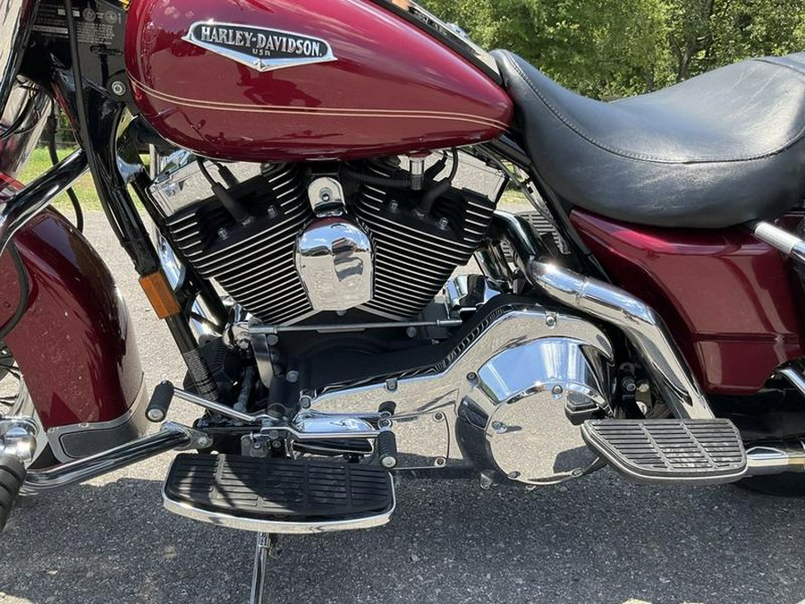 2004 Harley-Davidson® FLHRCI - Road King® Classic