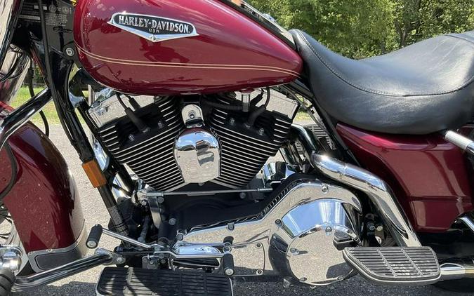 2004 Harley-Davidson® FLHRCI - Road King® Classic