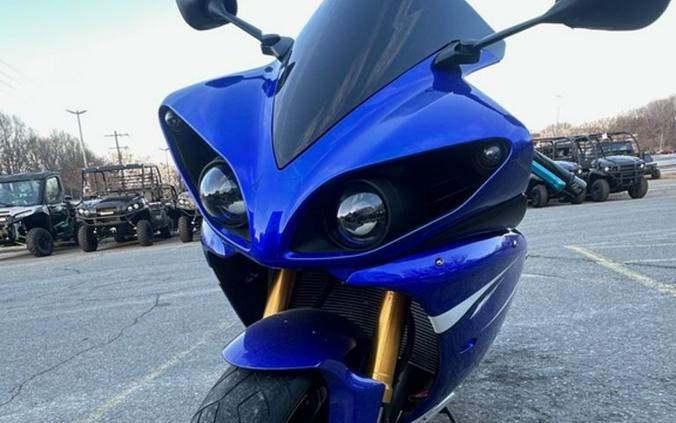 2011 Yamaha YZF R1