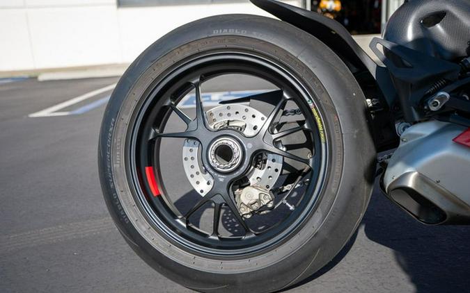 2023 Ducati Panigale V4 R