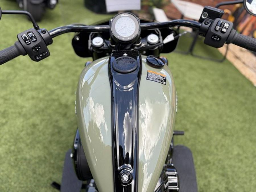 2025 Indian SUPER CHIEF DARKHORSE