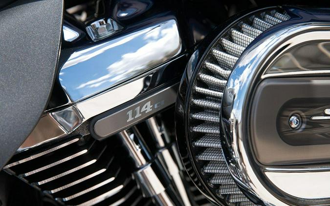 2017 Harley-Davidson Electra Glide® CVO™ Limited