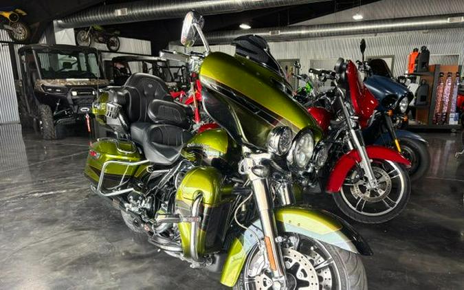 2017 Harley-Davidson Electra Glide® CVO™ Limited
