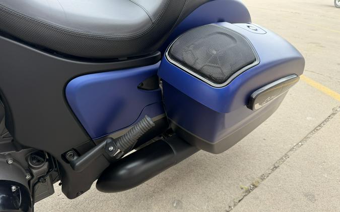 2024 Indian Motorcycle Challenger® Dark Horse® with PowerBand Audio Package