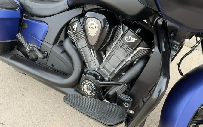 2024 Indian Motorcycle Challenger® Dark Horse® with PowerBand Audio Package