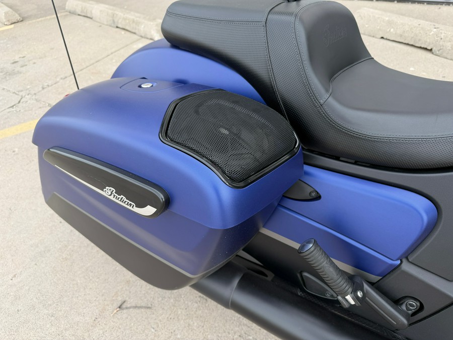 2024 Indian Motorcycle Challenger® Dark Horse® with PowerBand Audio Package