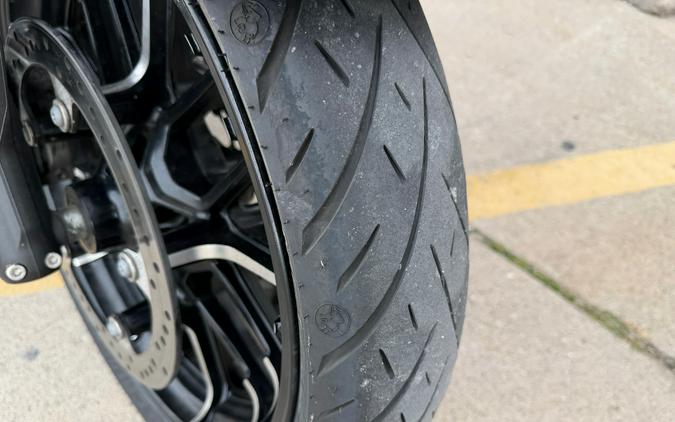 2024 Indian Motorcycle Challenger® Dark Horse® with PowerBand Audio Package