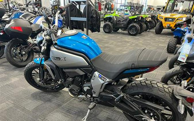 2023 CFMOTO 700CL-X