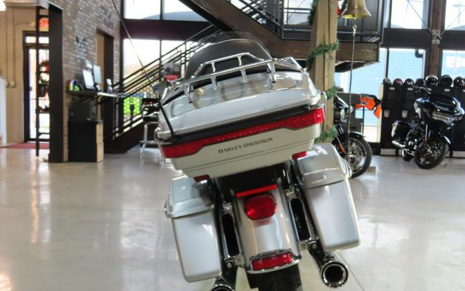 2015 Harley-Davidson® FLHTCU Electra Glide® Ultra Classic™