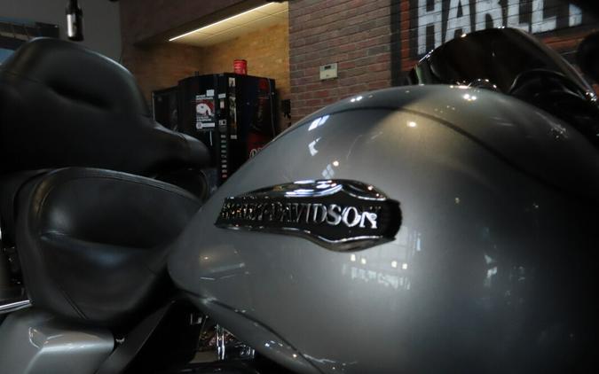 2015 Harley-Davidson® FLHTCU Electra Glide® Ultra Classic™