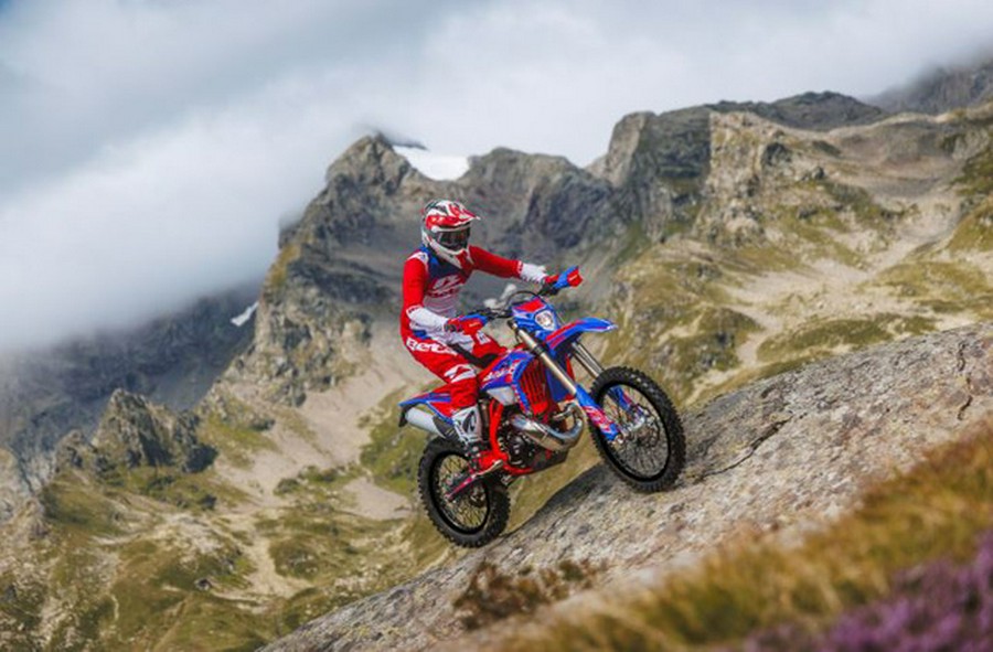 2026 Beta Motorcycles 300 RR RACE