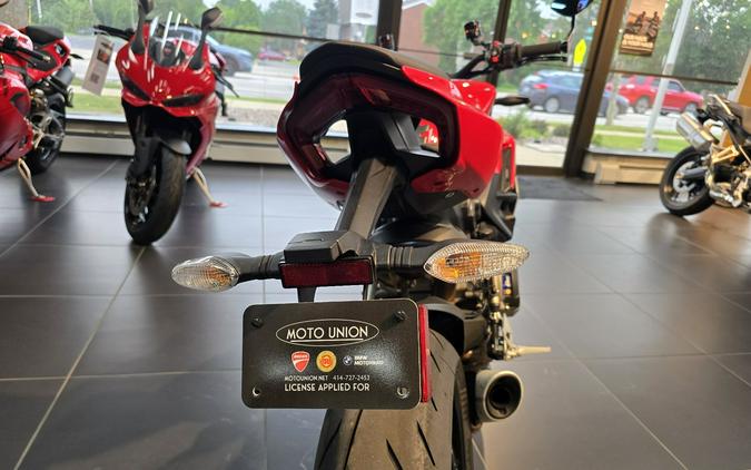 2022 Ducati Streetfighter V2