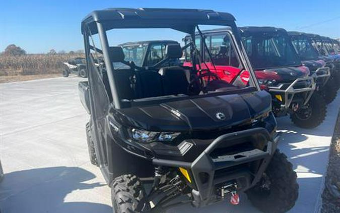 2024 Can-Am Defender XT HD10