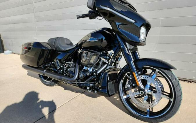 2024 Harley-Davidson Street Glide® Vivid Black