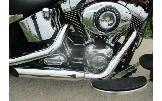 2015 Harley-Davidson® SOFTAIL HERITAGE SOFTAIL