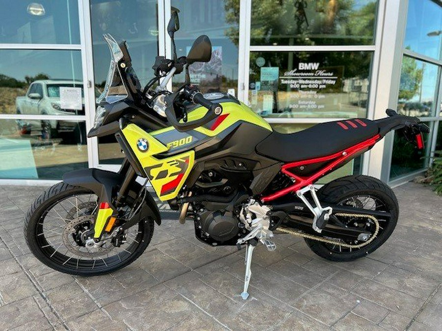 2024 BMW F900GS