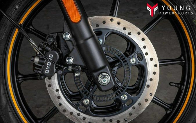 2024 Royal Enfield Meteor 350 Fireball Yellow