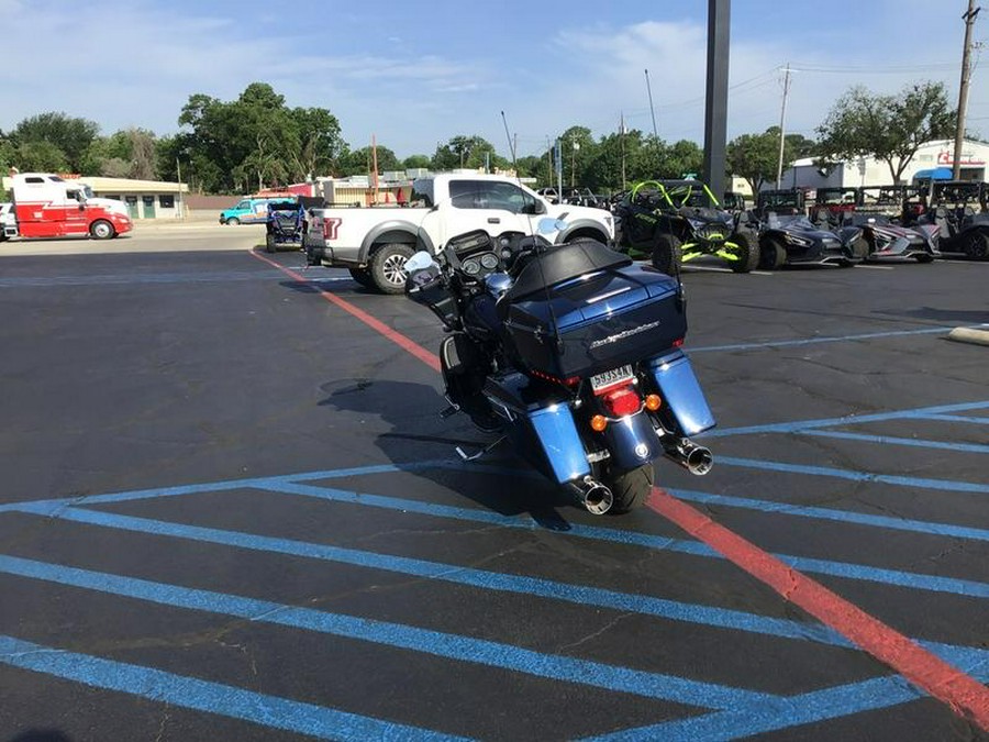 2012 Harley-Davidson® FLTRU - Road Glide® Ultra