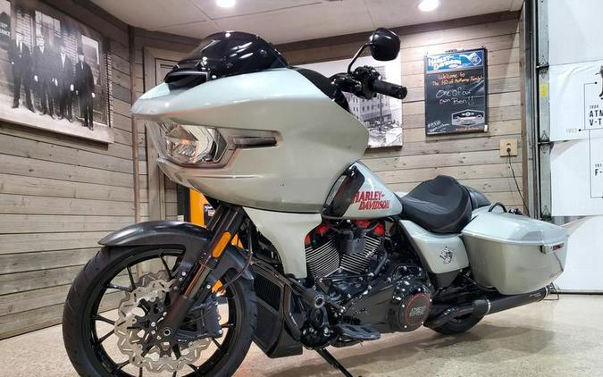 2025 Harley-Davidson® FLTRXSTSE - CVO™ Road Glide® ST