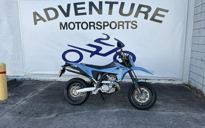 2025 Suzuki DR-Z 4SM