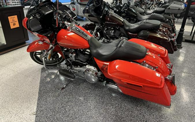 2017 Harley-Davidson® Road Glide® Special Custom Colour Laguna Orange