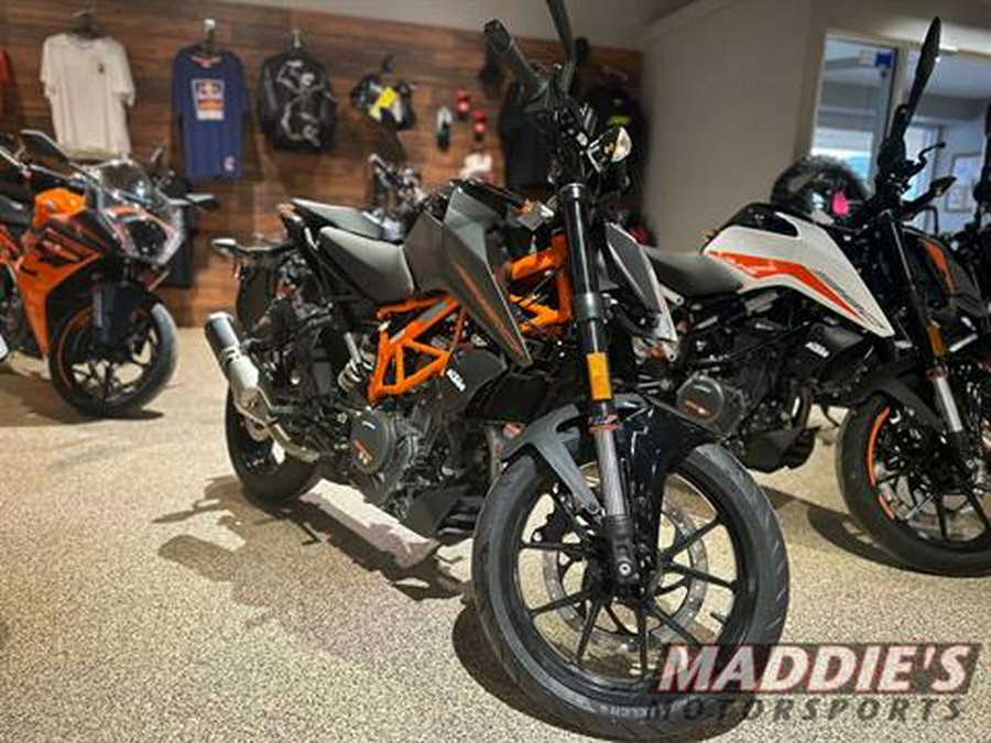 2023 KTM 390 Duke