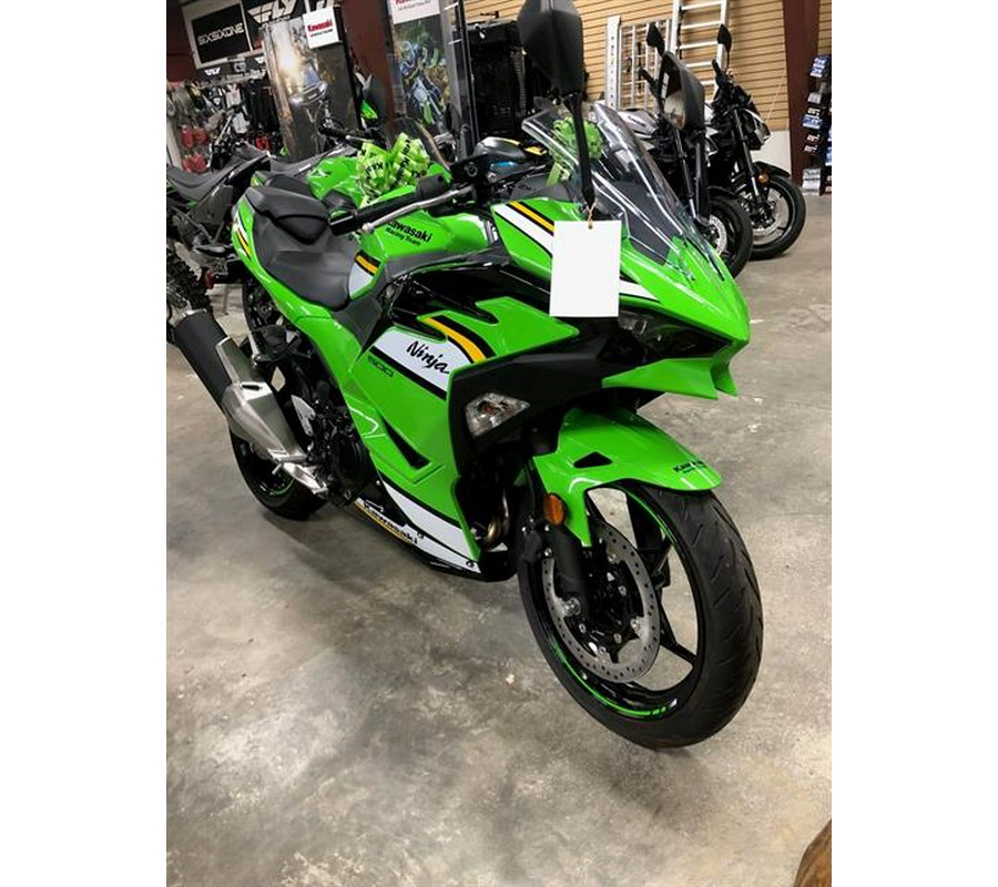 2025 Kawasaki Ninja® 500 KRT Edition