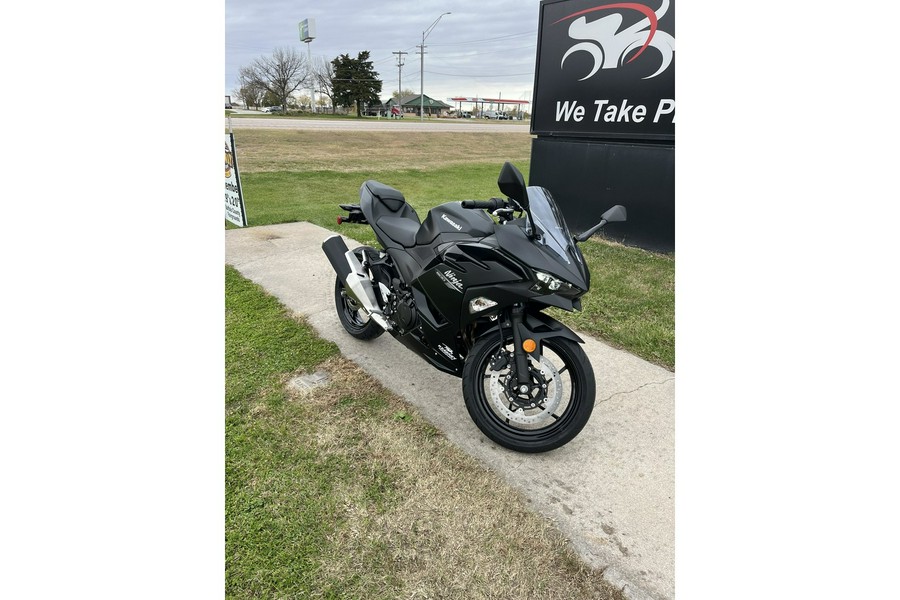 2026 NINJA 500 - Kawasaki