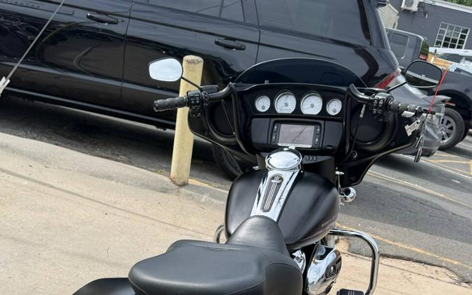 2017 Harley-Davidson Street Glide Special FLHXS