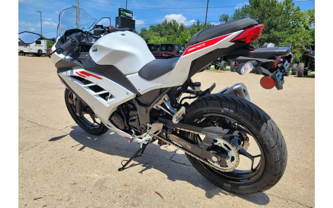 2026 EX300 NINJA 300 ABS - Kawasaki
