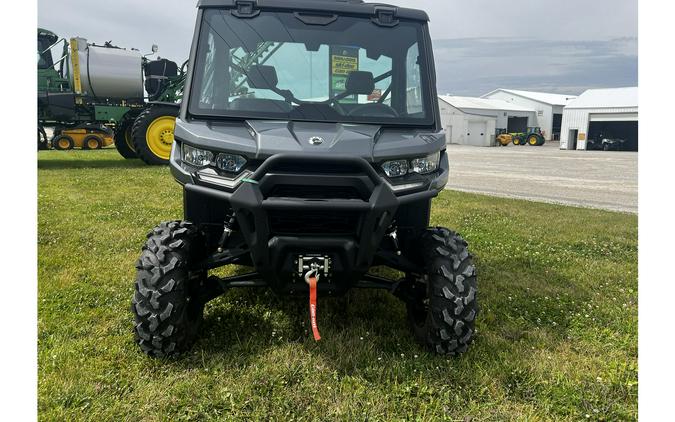 2023 Can-Am Defender XT HD10