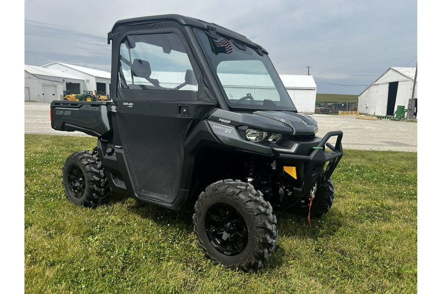 2023 Can-Am Defender XT HD10