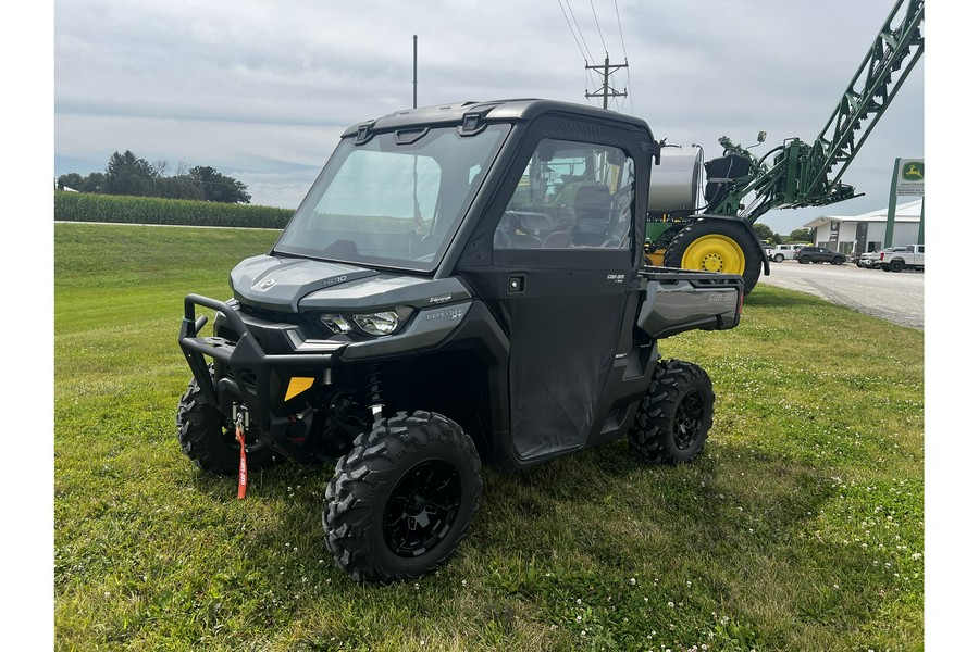 2023 Can-Am Defender XT HD10