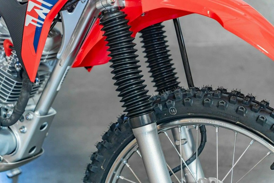 2025 Honda® CRF125F Big Wheel