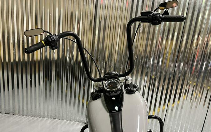 2018 Harley-Davidson Softail FLSL - Softail Slim