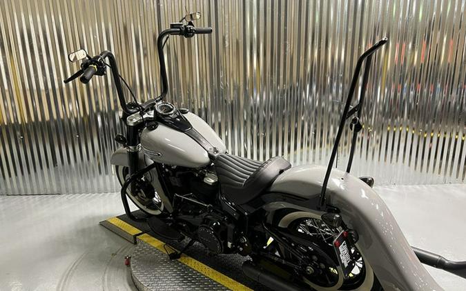 2018 Harley-Davidson Softail FLSL - Softail Slim