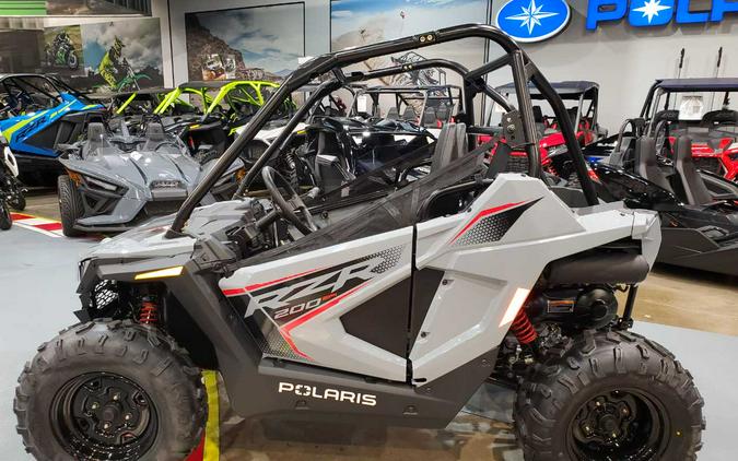 2024 POLARIS RZR 200 EFI