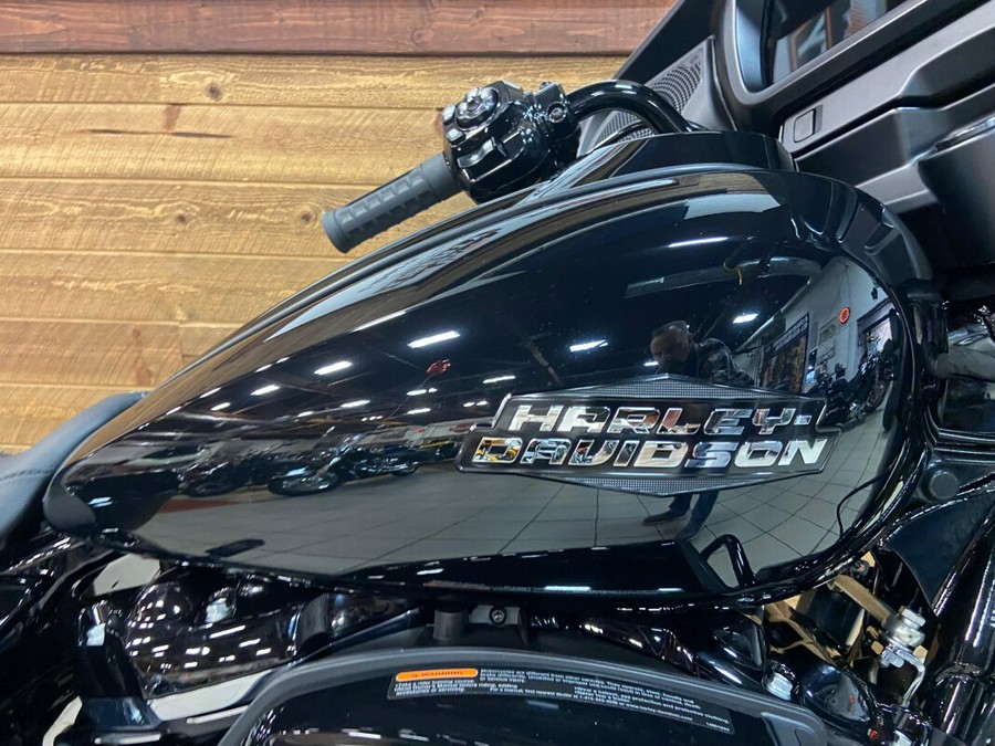 2024 Harley-Davidson® Street Glide® Vivid Black FLHX