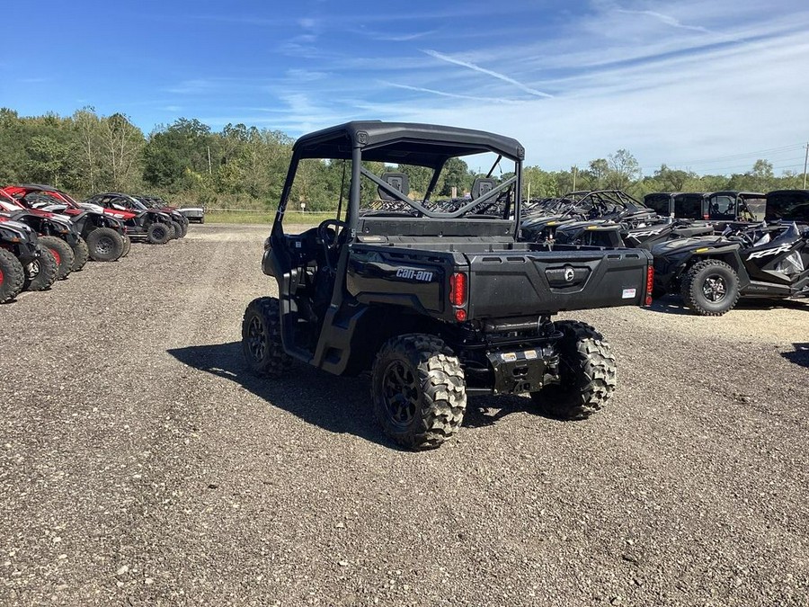 2025 Can-Am™ Defender XT HD9