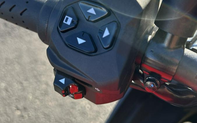 2024 Aprilia Tuono V4 1100