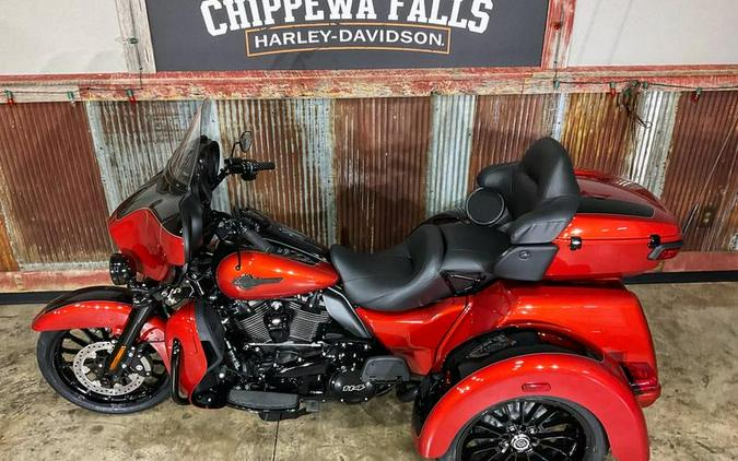 2025 Harley-Davidson® FLHTCUTG - Tri Glide® Ultra
