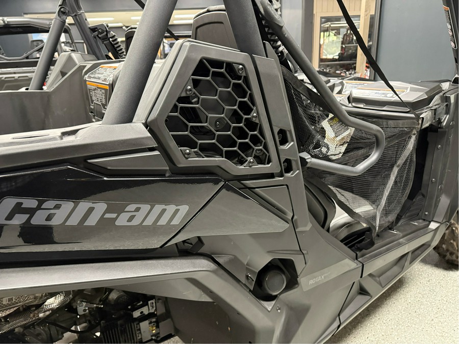 2025 Can-Am Maverick Trail DPS 700