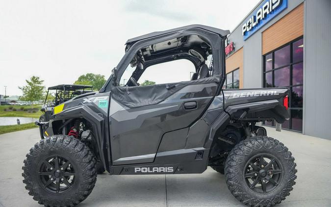 2021 Polaris® General XP 1000 Deluxe Ride Command