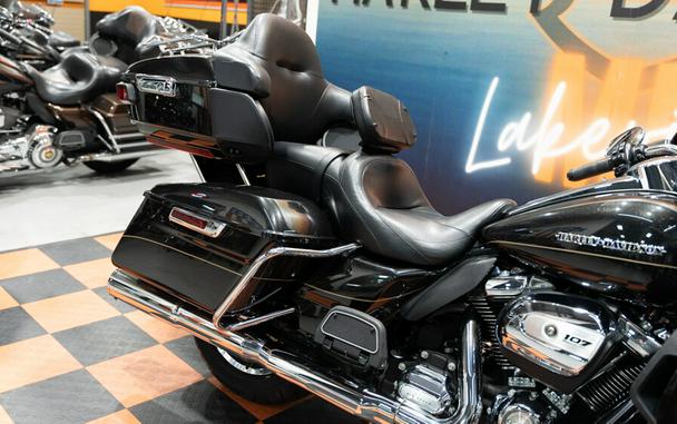 2017 Harley-Davidson Ultra Limited Touring FLHTK