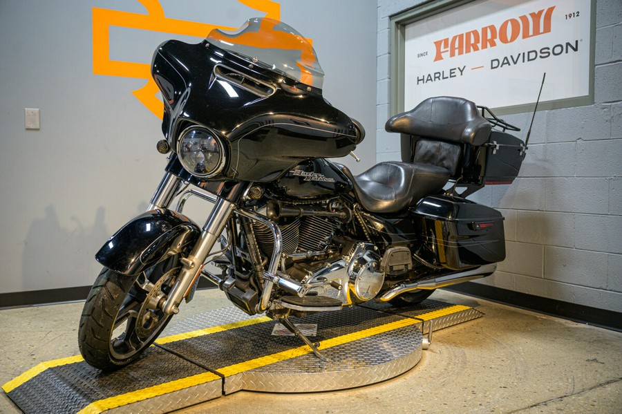 2015 Harley-Davidson Street Glide Special Grand American Touring FLHXS