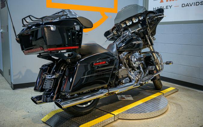 2015 Harley-Davidson Street Glide Special Grand American Touring FLHXS