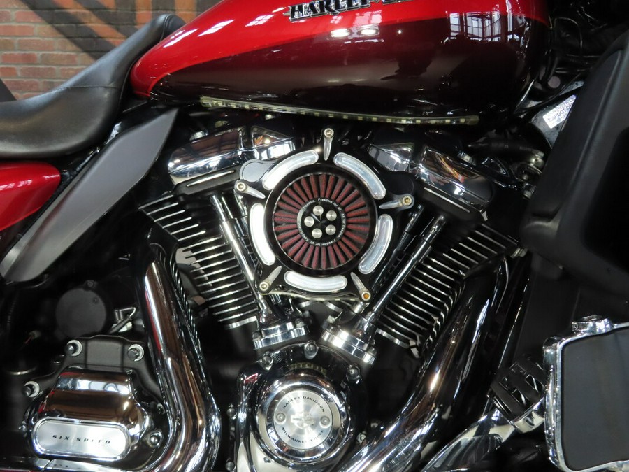 2019 Harley-Davidson® FLHTKL Ultra Limited Low