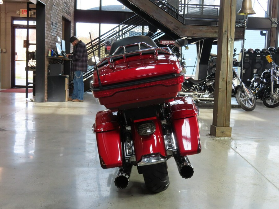 2019 Harley-Davidson® FLHTKL Ultra Limited Low