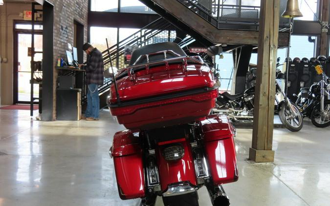 2019 Harley-Davidson® FLHTKL Ultra Limited Low